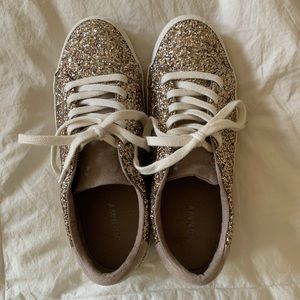 Old Navy Glitter Sneakers women’s size 6